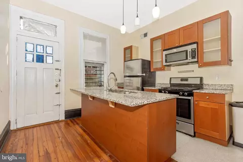 313 E 25th St E, Baltimore, MD 21218 photo 16