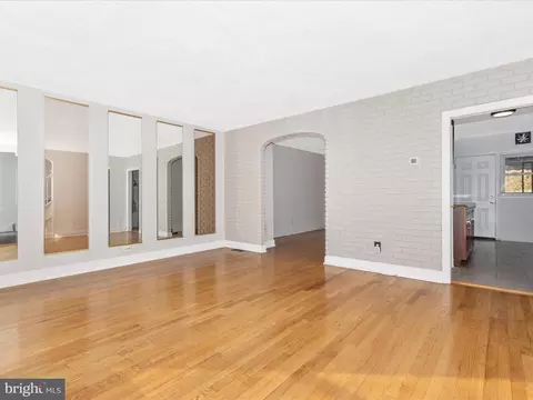3830 Rexmere Rd, Baltimore, MD 21218 photo 9