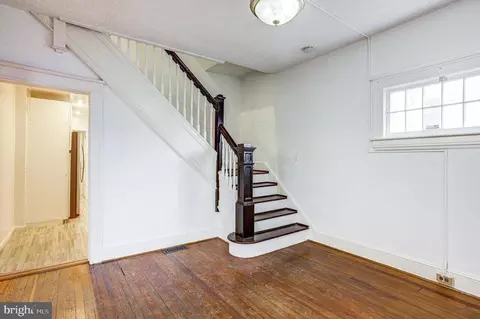 2505 Hamilton Ave, Baltimore, MD 21214 photo 4