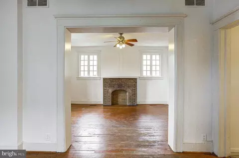 2505 Hamilton Ave, Baltimore, MD 21214 photo 7