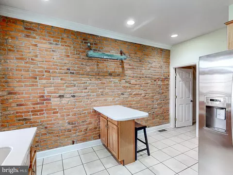 1709 Jackson St, Baltimore, MD 21230 photo 9