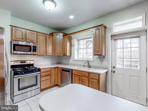 1709 Jackson St, Baltimore, MD 21230 photo 8
