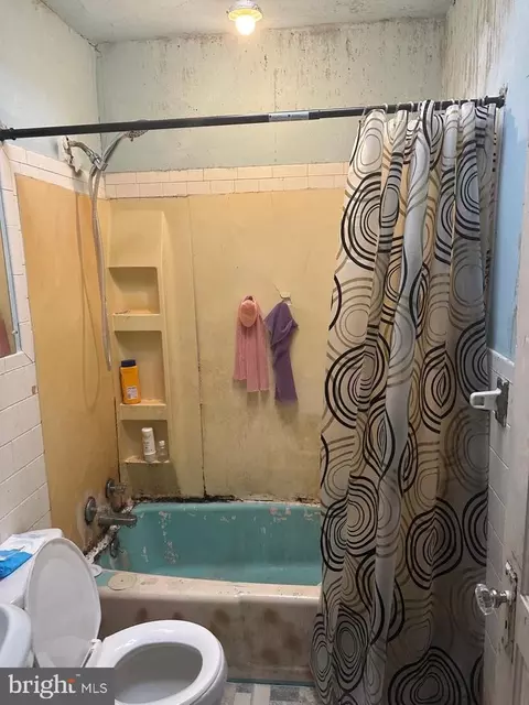 2540 Garrett Ave, Baltimore, MD 21218 photo 4