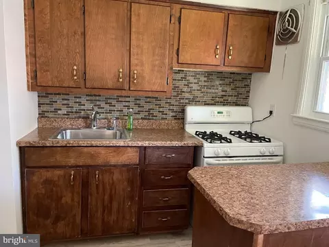 4804 Gilray Dr, Baltimore, MD 21214 photo 5