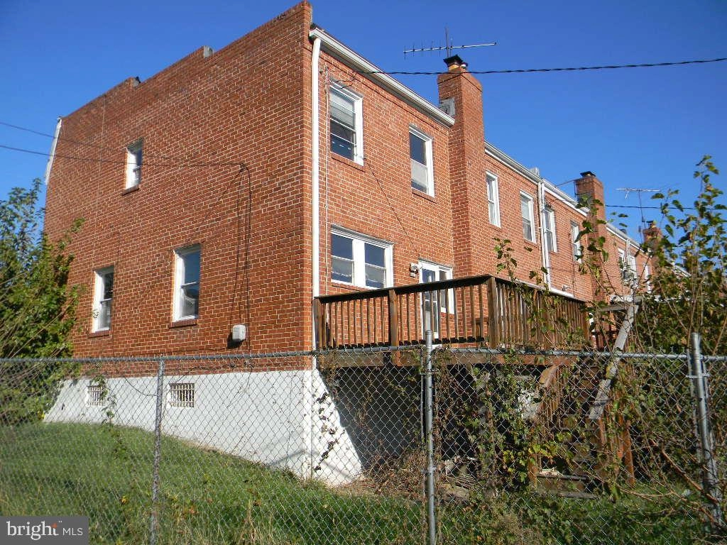 4801 Greencrest Rd, Baltimore, MD 21206 photo 4