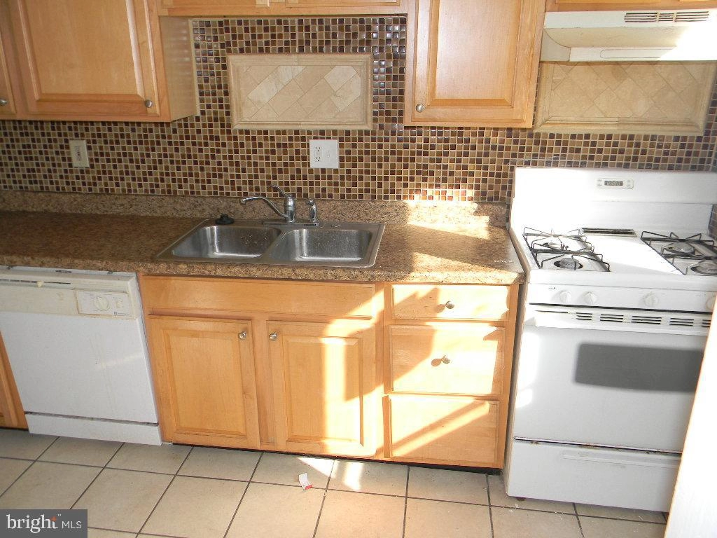 4801 Greencrest Rd, Baltimore, MD 21206 photo 11