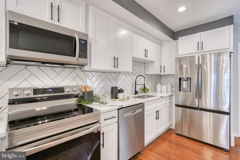 Kitchen - 1225 E Preston St, Baltimore, MD 21202 photo 4 of 7