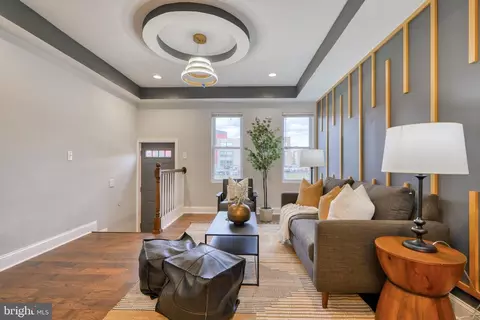 Living - 1225 E Preston St, Baltimore, MD 21202 photo 4 of 5