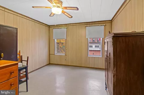319 E Hamburg St, Baltimore, MD 21230 photo 13