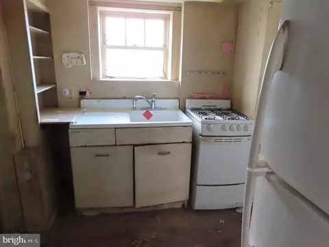 3906 Ridgecroft Rd, Baltimore, MD 21206 photo 19