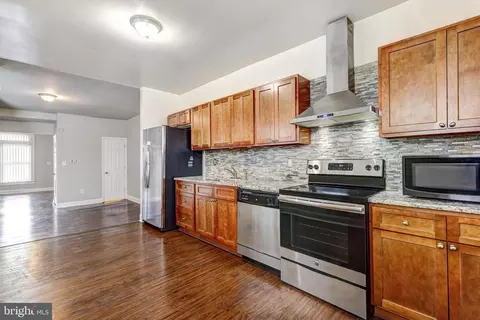 842 Whitmore Ave, Baltimore, MD 21216