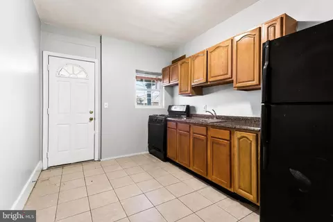 2876 Pelham Ave, Baltimore, MD 21213 photo 10