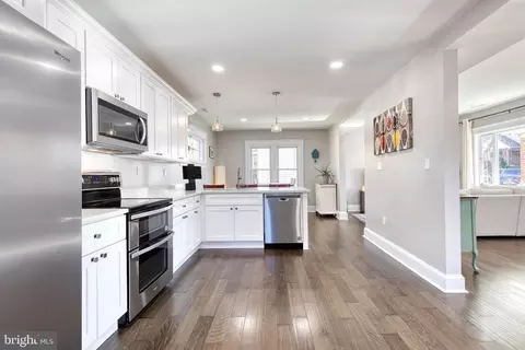 3120 Cedarhurst Rd, Baltimore, MD 21214 photo 7