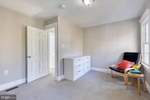3120 Cedarhurst Rd, Baltimore, MD 21214 photo 17