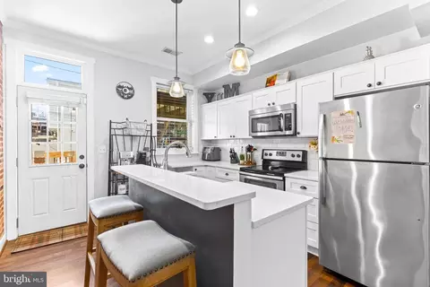 2907 Dillon St, Baltimore, MD 21224 photo 9