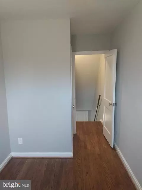 Bedroom - 3716 Bartwood Rd, Baltimore, MD 21215 photo 4 of 4