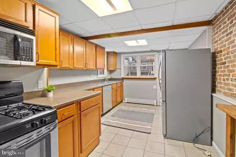 1406 Marshall St, Baltimore, MD 21230 photo 9