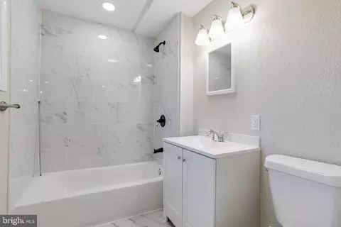 Bath - 1513 Olmstead, Baltimore City, MD 21226 photo 1 of 3