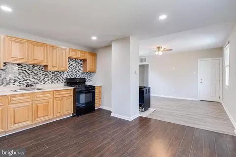 Kitchen - 1513 Olmstead, Baltimore City, MD 21226 photo 6 of 10