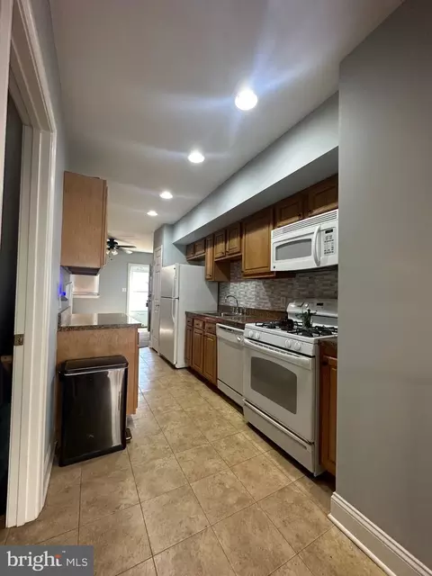 342 W 29th St, Baltimore, MD 21211 photo 14