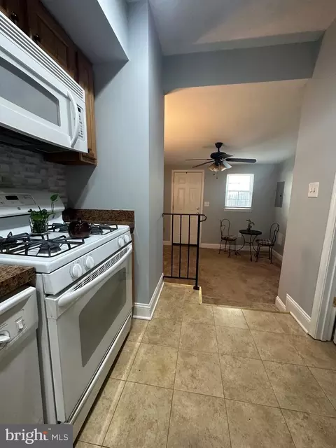 342 W 29th St, Baltimore, MD 21211 photo 12