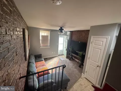 342 W 29th St, Baltimore, MD 21211 photo 8