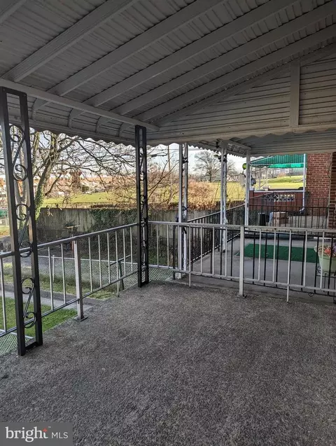 3938 Kenyon Ave, Baltimore, MD 21213 photo 9