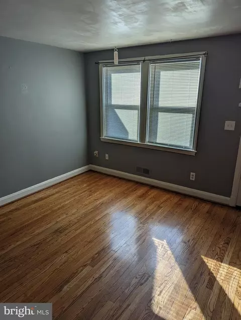 3938 Kenyon Ave, Baltimore, MD 21213 photo 5