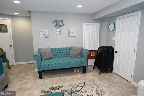 1227 Cochran Ave, Baltimore, MD 21239 photo 5