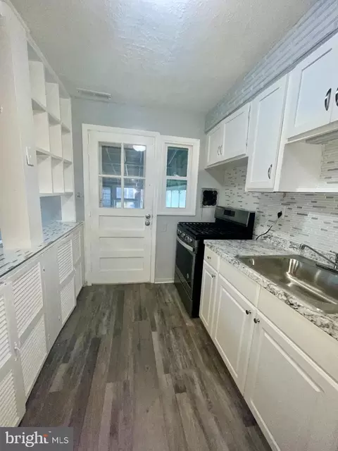 4101 Doris Ave, Brooklyn, MD 21225 photo 12
