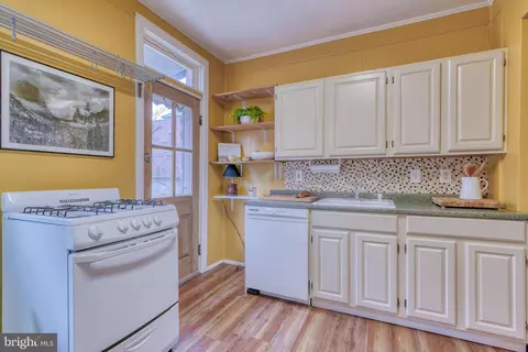 610 Harding Pl, Baltimore, MD 21211 photo 19