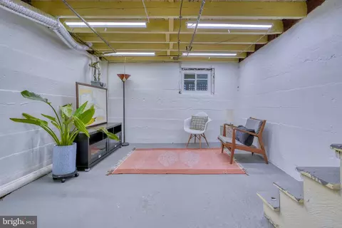 610 Harding Pl, Baltimore, MD 21211 photo 36