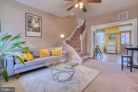 610 Harding Pl, Baltimore, MD 21211 photo 6