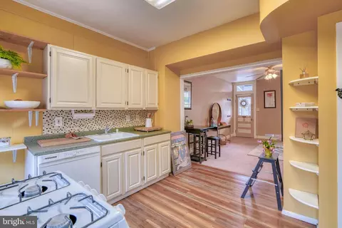610 Harding Pl, Baltimore, MD 21211 photo 16