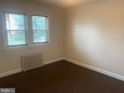 5410 Clover Rd, Baltimore, MD 21215 photo 6