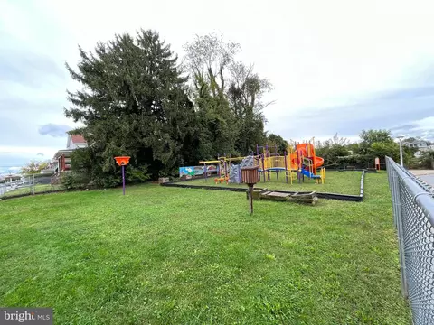 5410 Clover Rd, Baltimore, MD 21215 photo 23