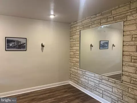 5410 Clover Rd, Baltimore, MD 21215 photo 4