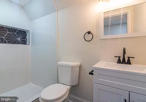 1617 N Spring St, Baltimore, MD 21213 photo 34