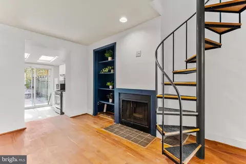 15 E Hamburg St, Baltimore, MD 21230 photo 7