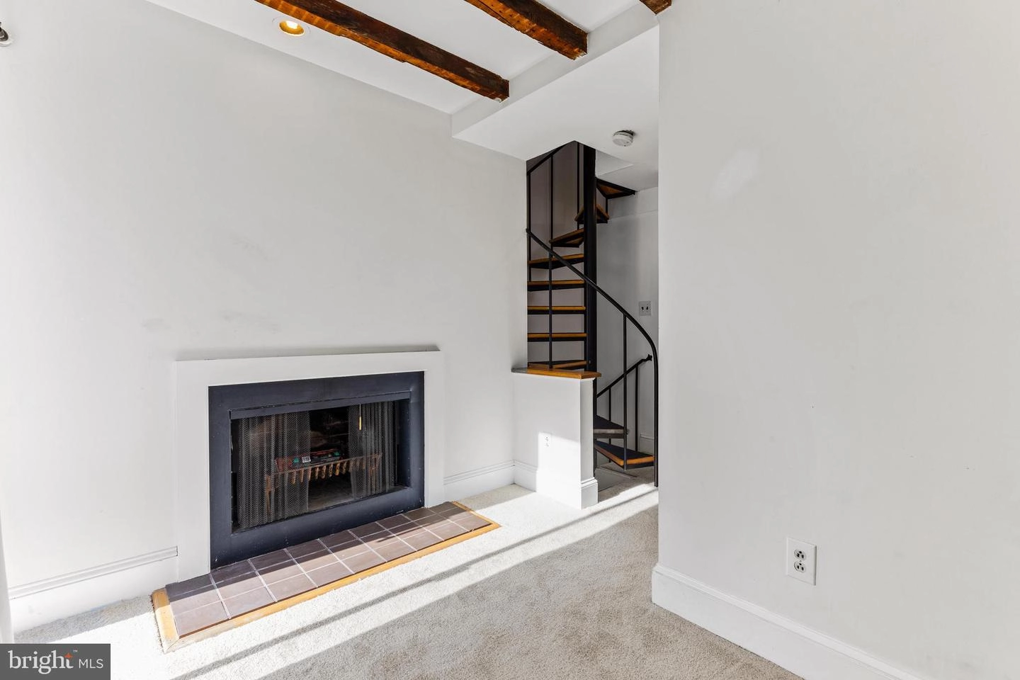 15 E Hamburg St, Baltimore, MD 21230 photo 16