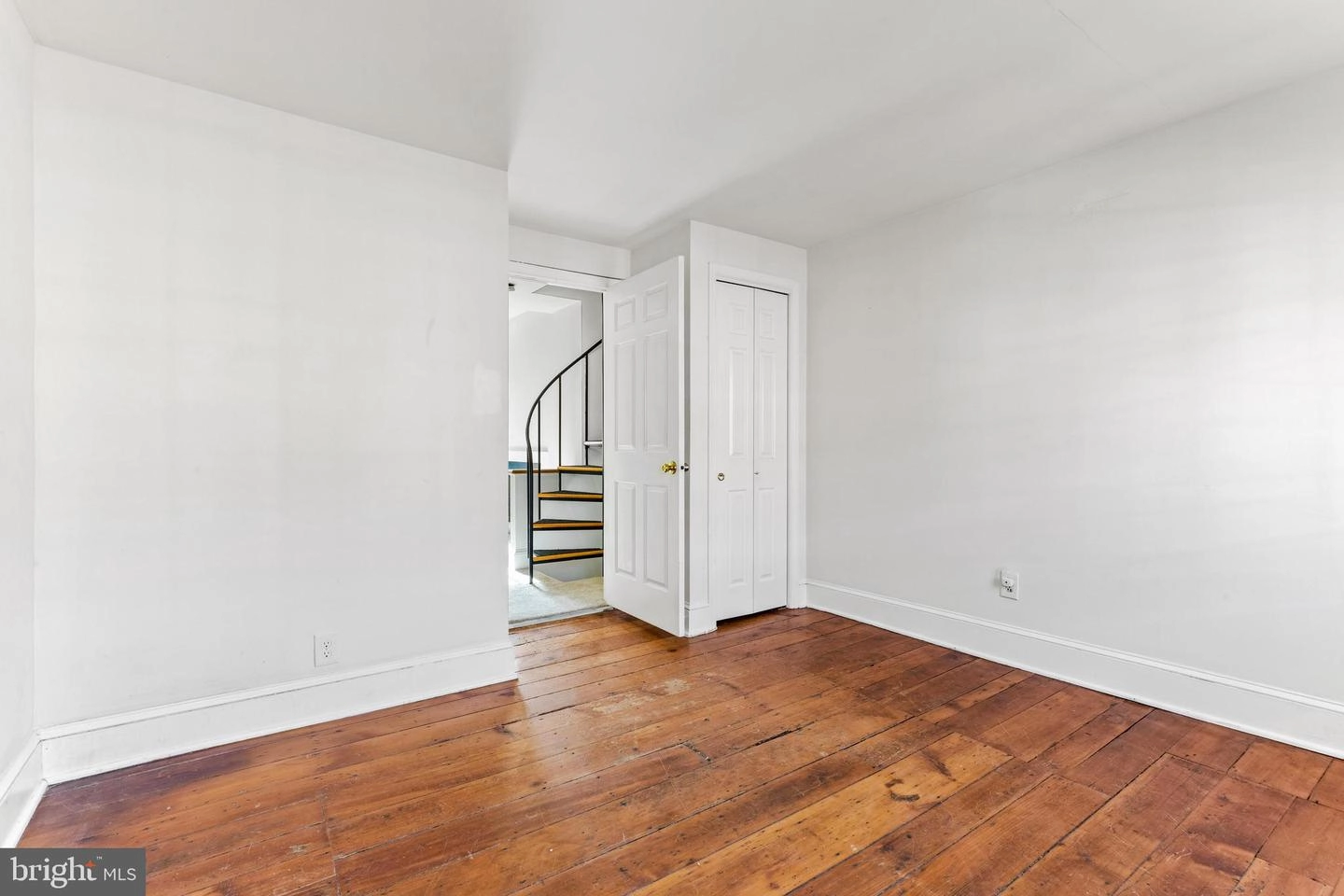 15 E Hamburg St, Baltimore, MD 21230 photo 19