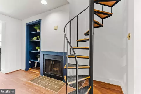 15 E Hamburg St, Baltimore, MD 21230 photo 9