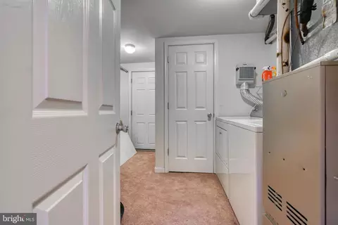2201 E Lombard St, Baltimore, MD 21231 photo 18