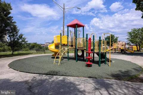View/Area - 414 E Biddle St, Baltimore, MD 21202 photo 1 of 1