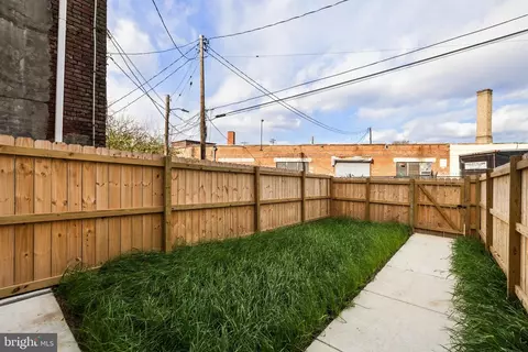 Exterior - 414 E Biddle St, Baltimore, MD 21202 photo 3 of 8
