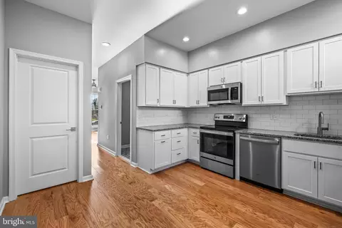 Kitchen - 414 E Biddle St, Baltimore, MD 21202 photo 4 of 4