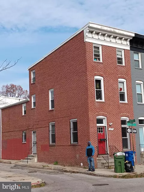1072 W Fayette St, Baltimore, MD 21223