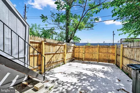 2131 Walbrook Ave, Baltimore, MD 21217 photo 45
