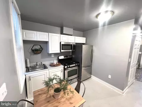 2131 Walbrook Ave, Baltimore, MD 21217 photo 8