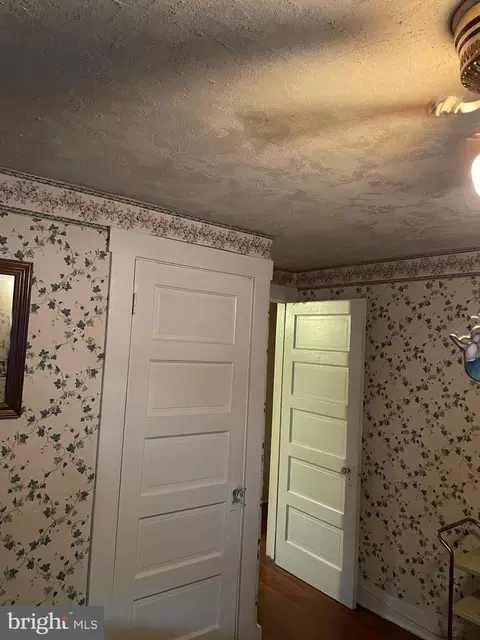 4106 Curtis Ave, Baltimore City, MD 21226 photo 4